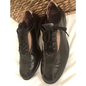 Tod’s Italian Leather Oxford Driving Shoes